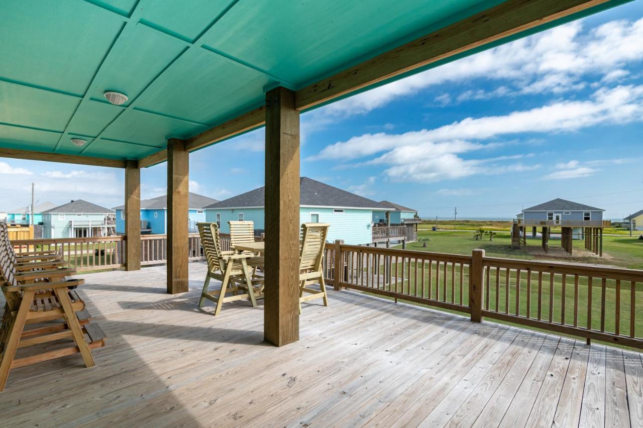 Stylish 4Br Crystal Beach Retreat Walk To Beach Bolivar Peninsula Exteriör bild